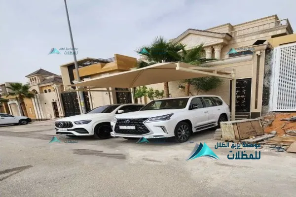 مظلات سيارات