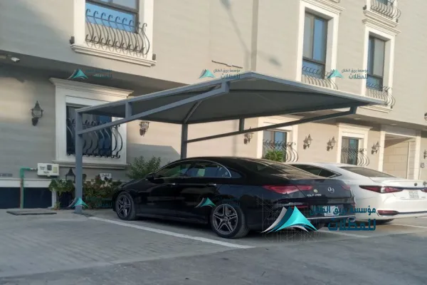 مظلات سيارات متينة في جدة بتصميم عصري